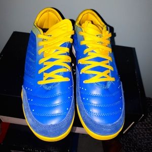 Men's Umbro 7.5 - brand new w/o box